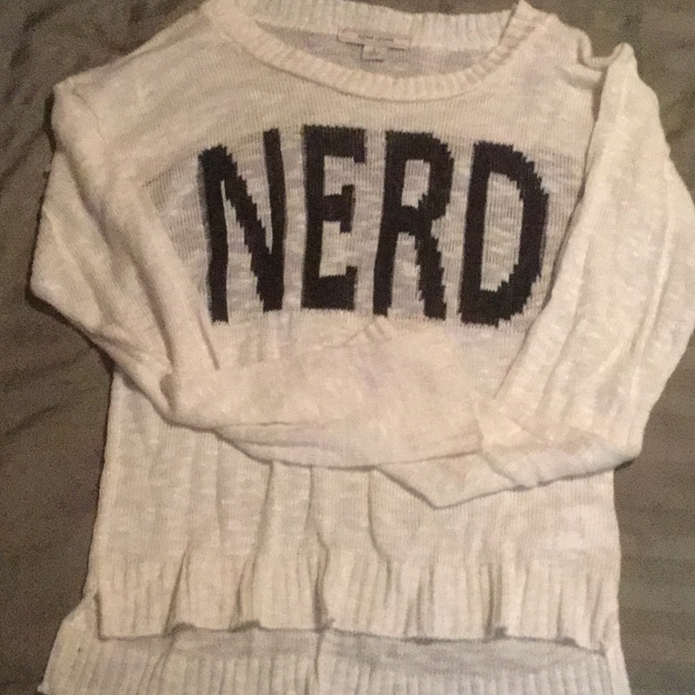 Adam Levine nerd sweater